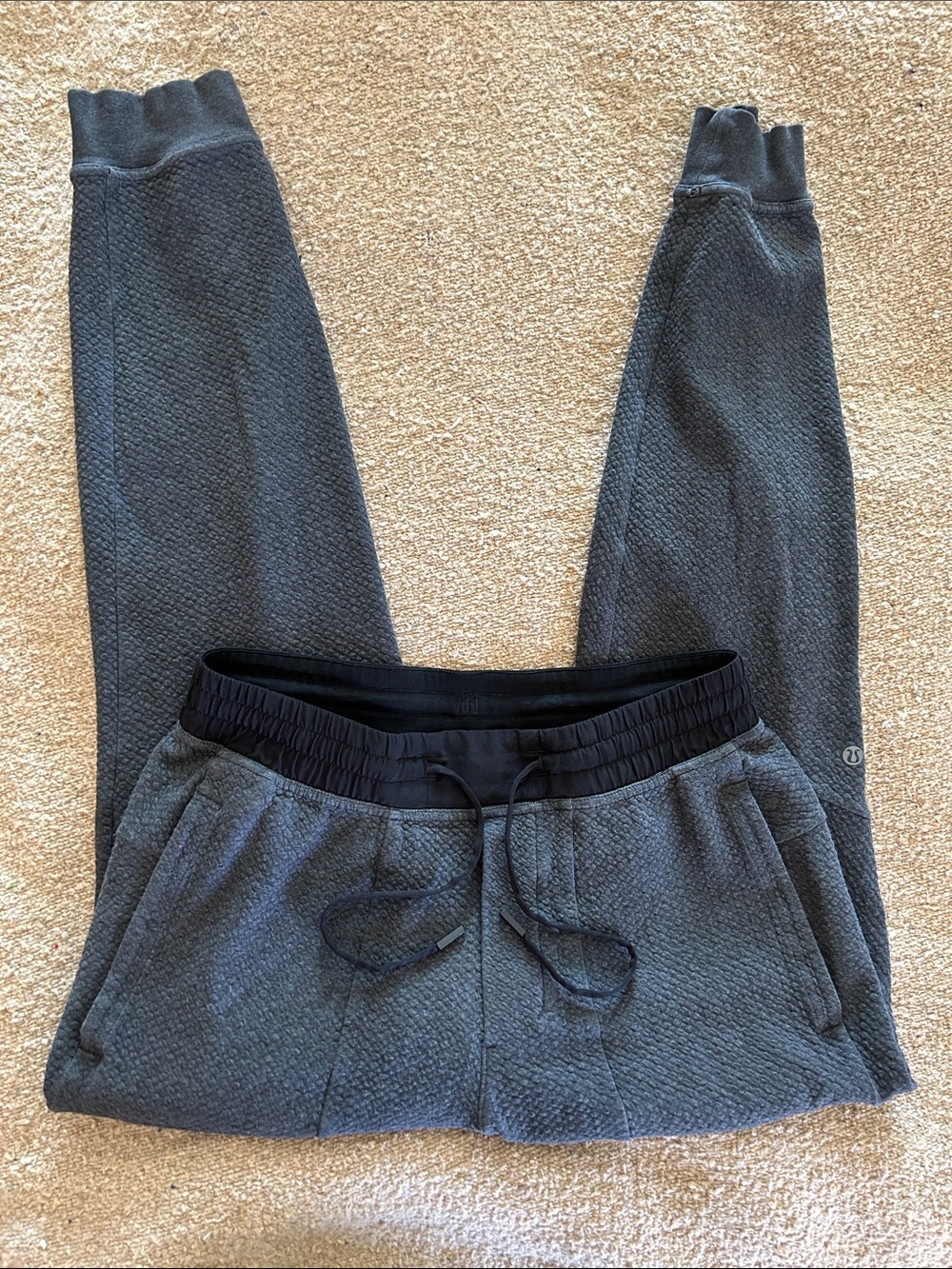 lululemon athletica Men's Quilted Jogger Pants - Charcoal Black